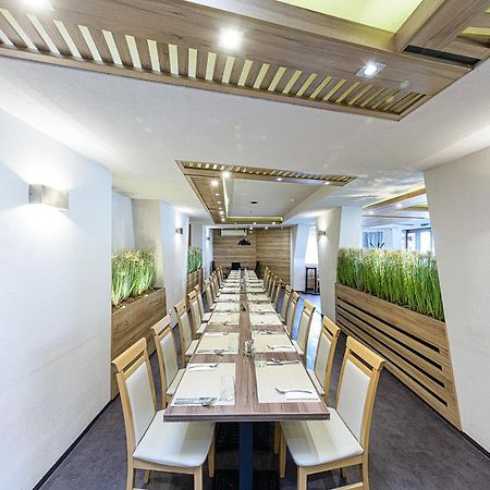 Jam Panzio Hotel Kapuvar Luaran gambar