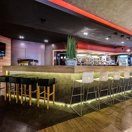 Jam Panzio Hotel Kapuvar Luaran gambar
