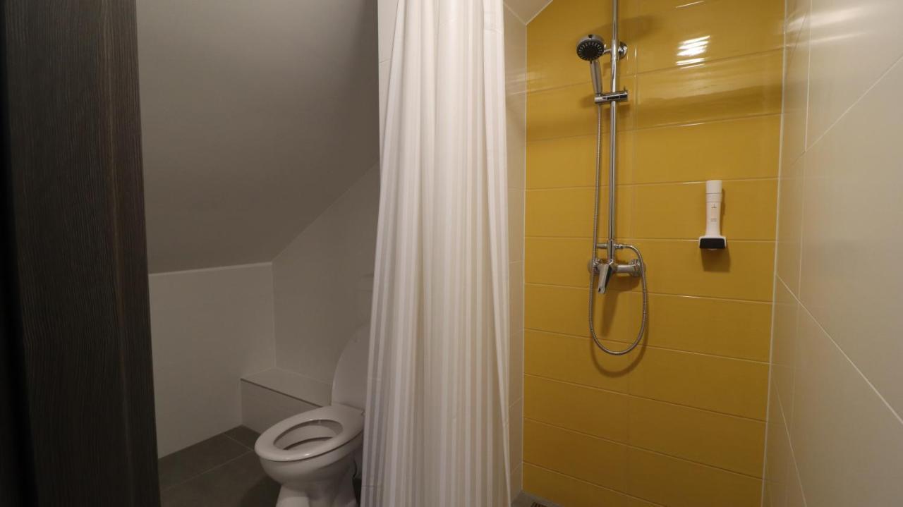 Jam Panzio Hotel Kapuvar Luaran gambar