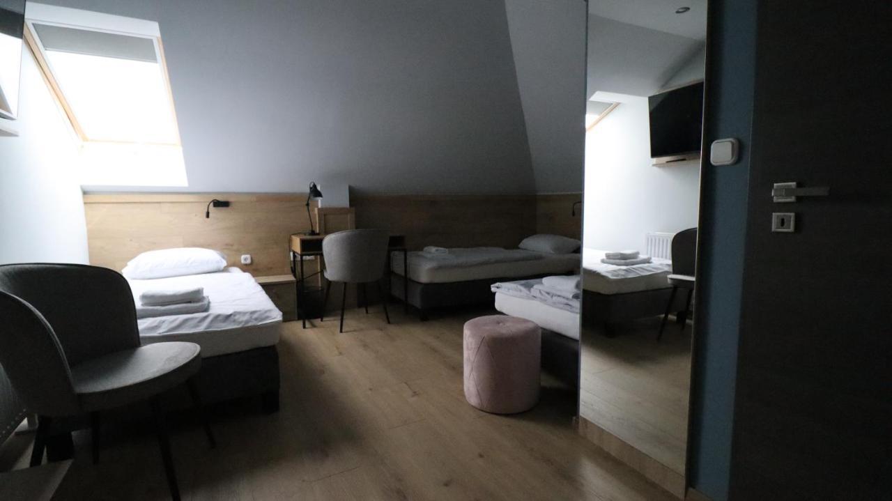 Jam Panzio Hotel Kapuvar Luaran gambar