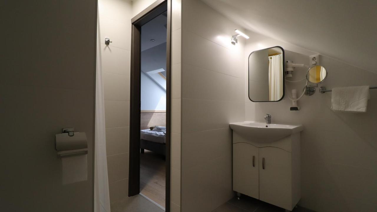 Jam Panzio Hotel Kapuvar Luaran gambar