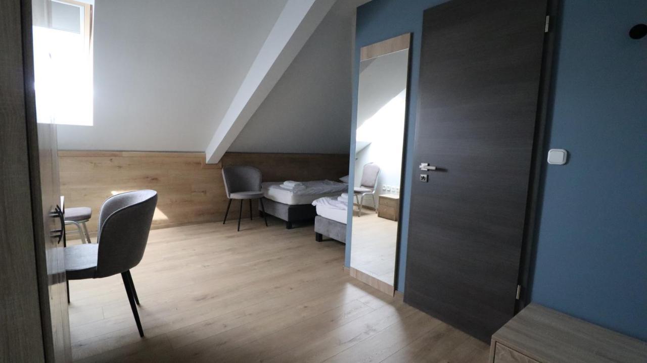 Jam Panzio Hotel Kapuvar Luaran gambar